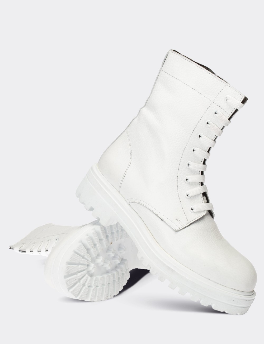 White  Leather Postal Boots - 01814ZBYZE02