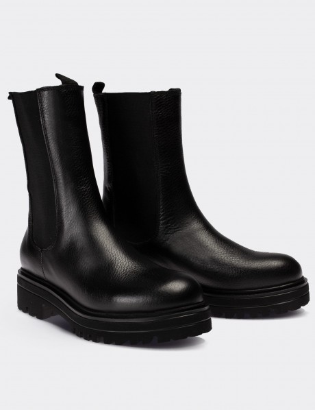 Black  Leather Chelsea Boots