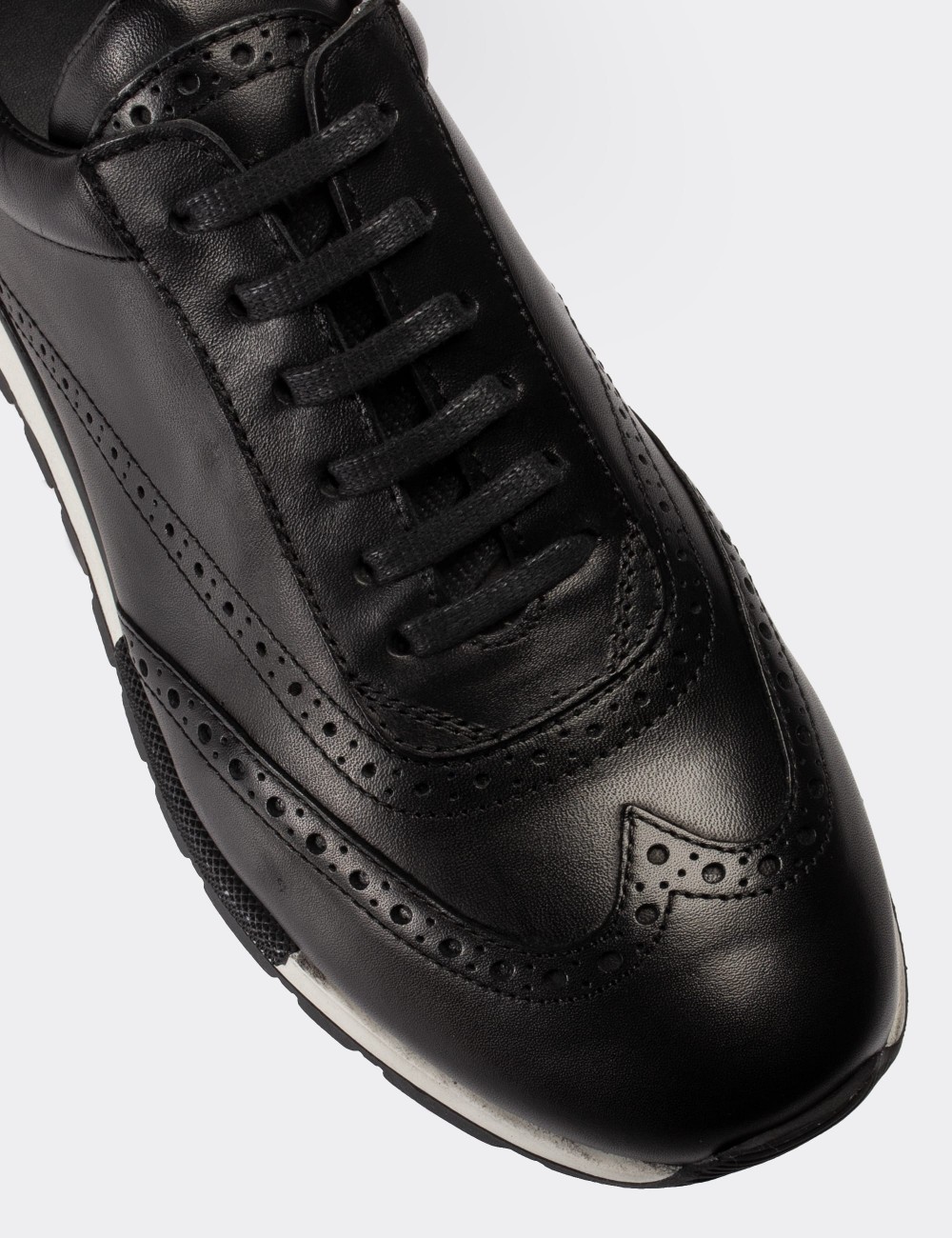 Black  Leather Sneakers - 00750MSYHT02
