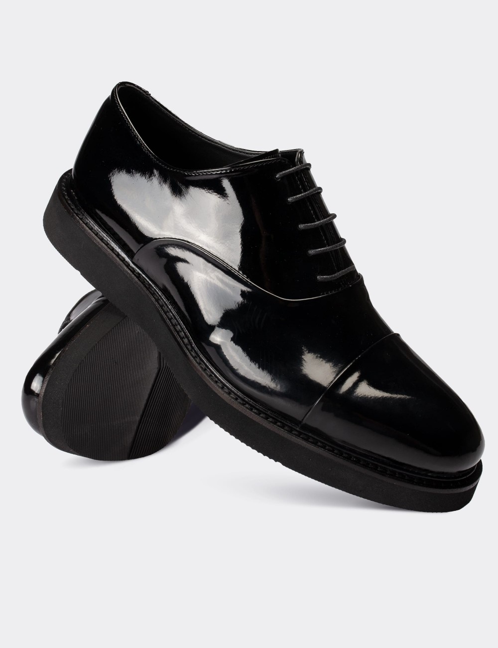 Black Patent Lace-up Shoes - 01026MSYHE13