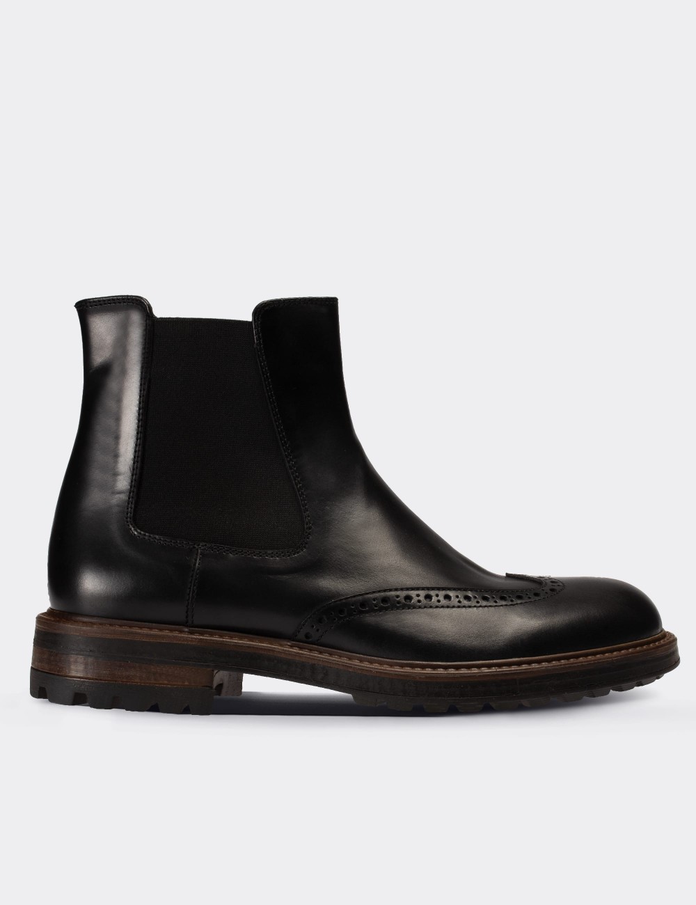 Black  Leather Chelsea Boots - 01622MSYHC09