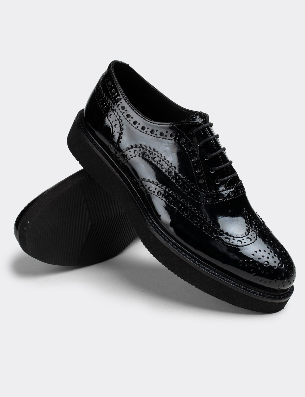 Black Patet Lace-up Shoes - 01418ZSYHE06