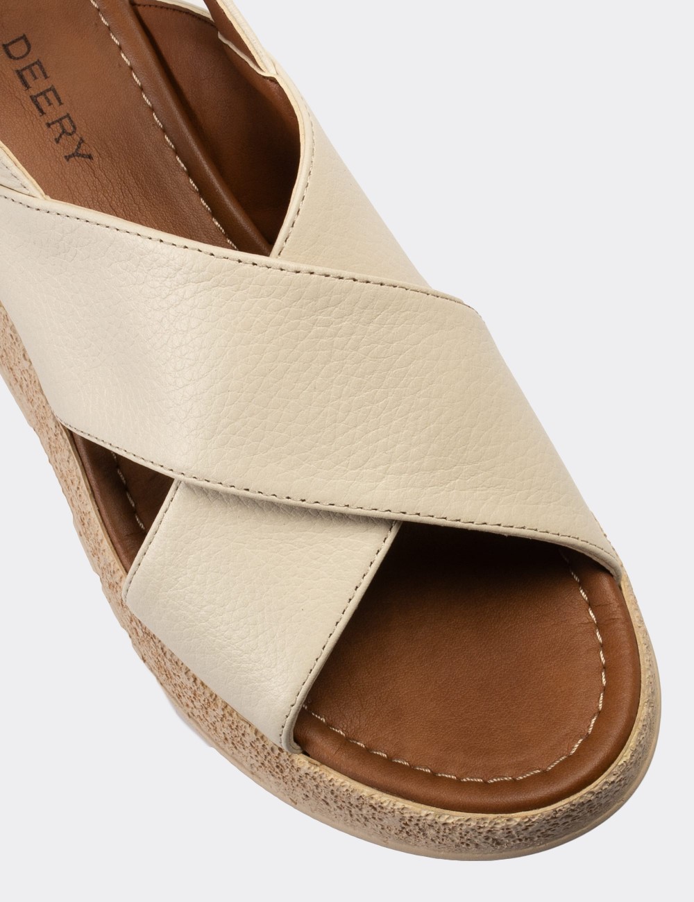 Beige  Leather  Sandals - E6175ZBEJP01