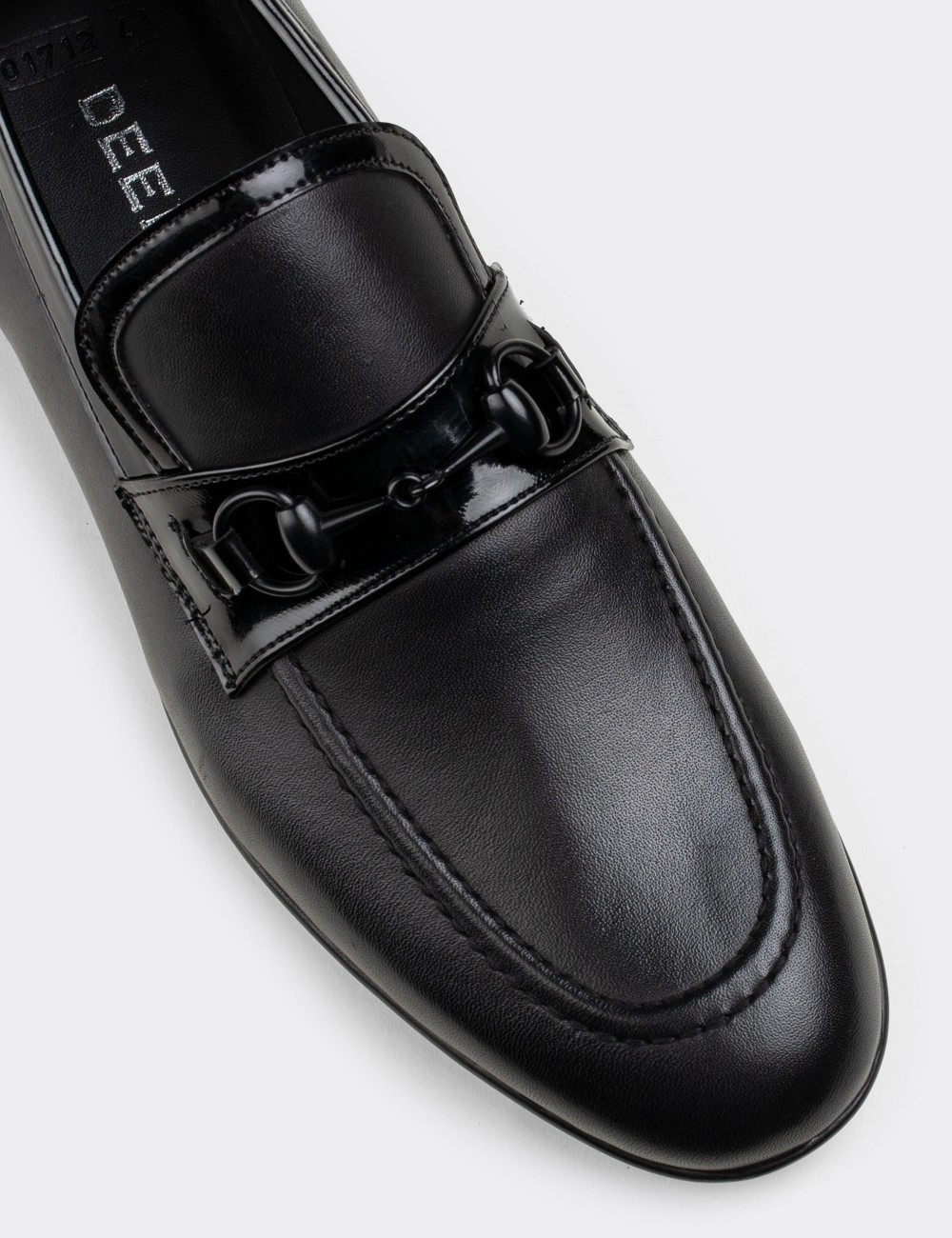 Black  Leather Loafers - 01712MSYHC02