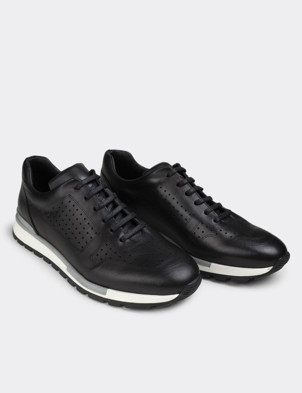 Black  Leather  Sneakers - 01707MSYHT02