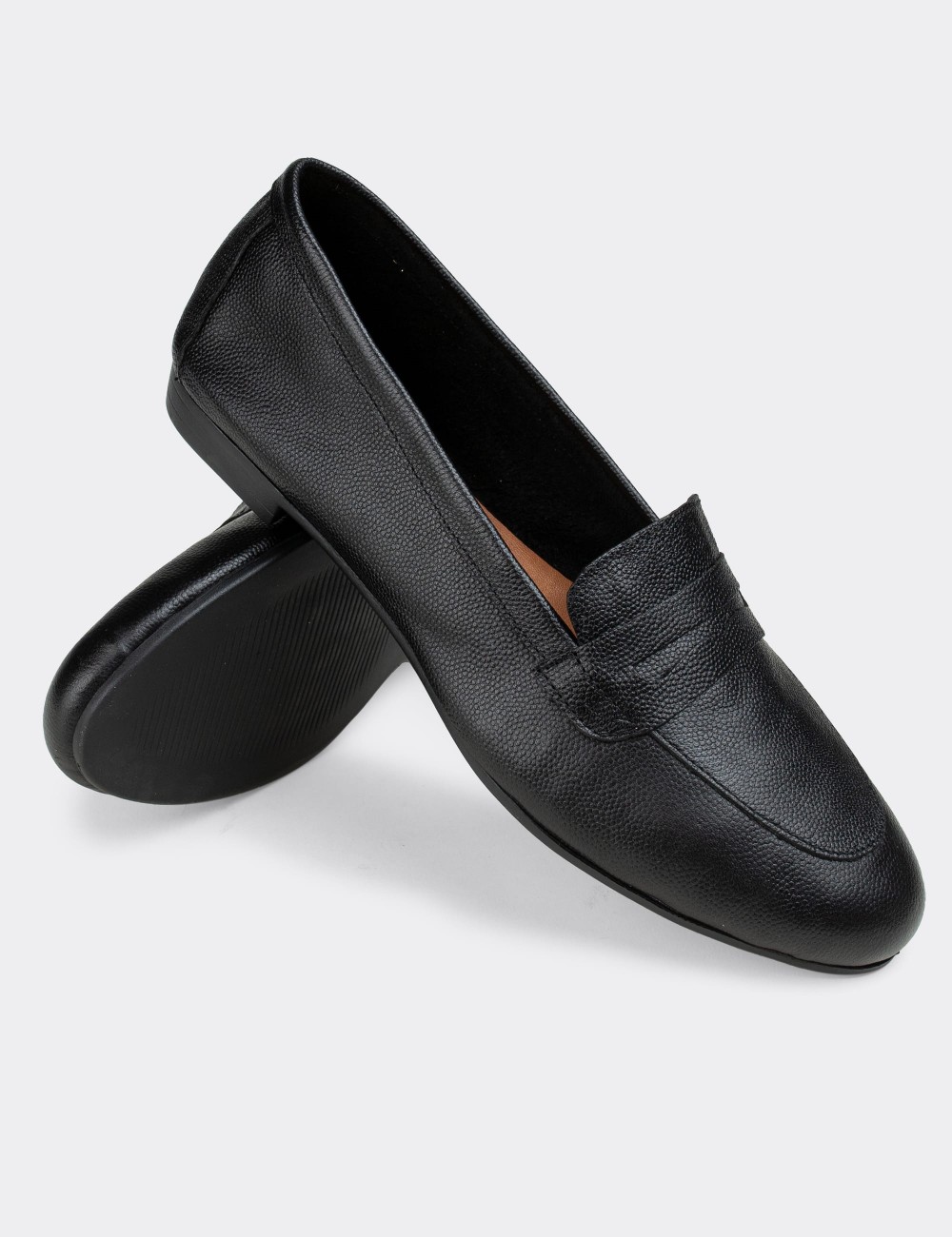 Black  Leather Loafers - E3202ZSYHC01