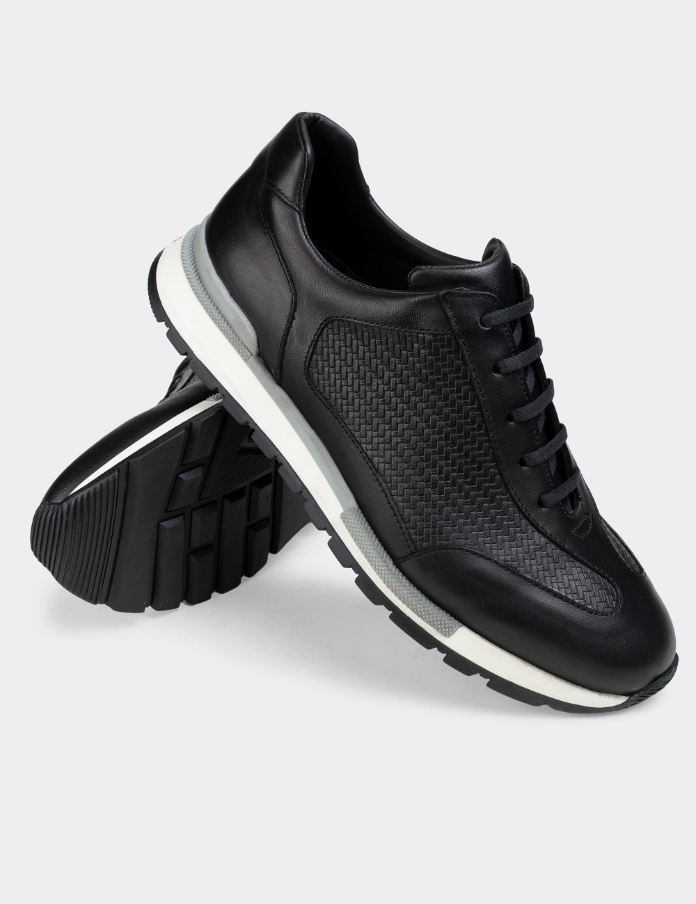 Black  Leather Sneakers - 01729MSYHT02