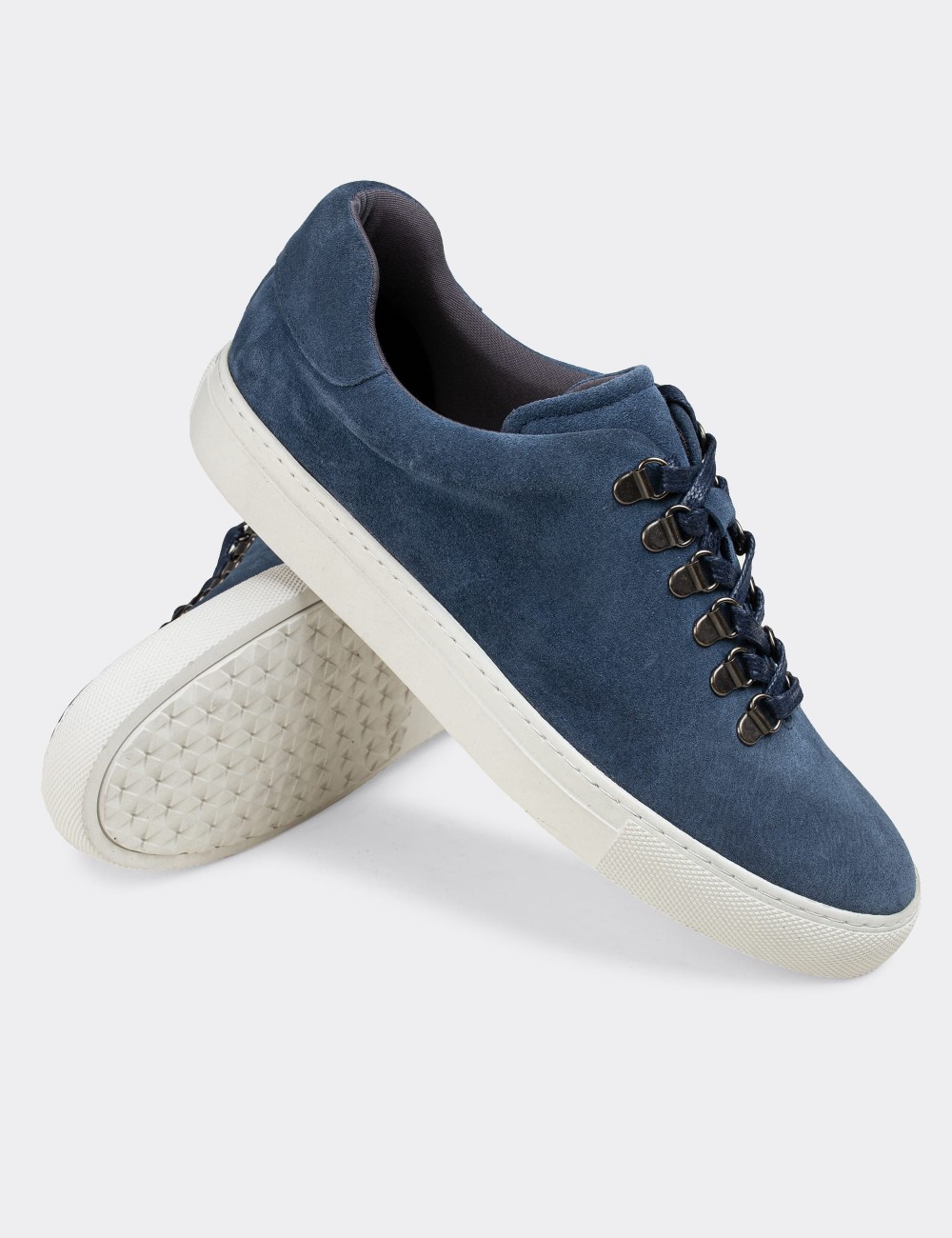 Blue Suede Leather Sneakers - 01835MMVIC01