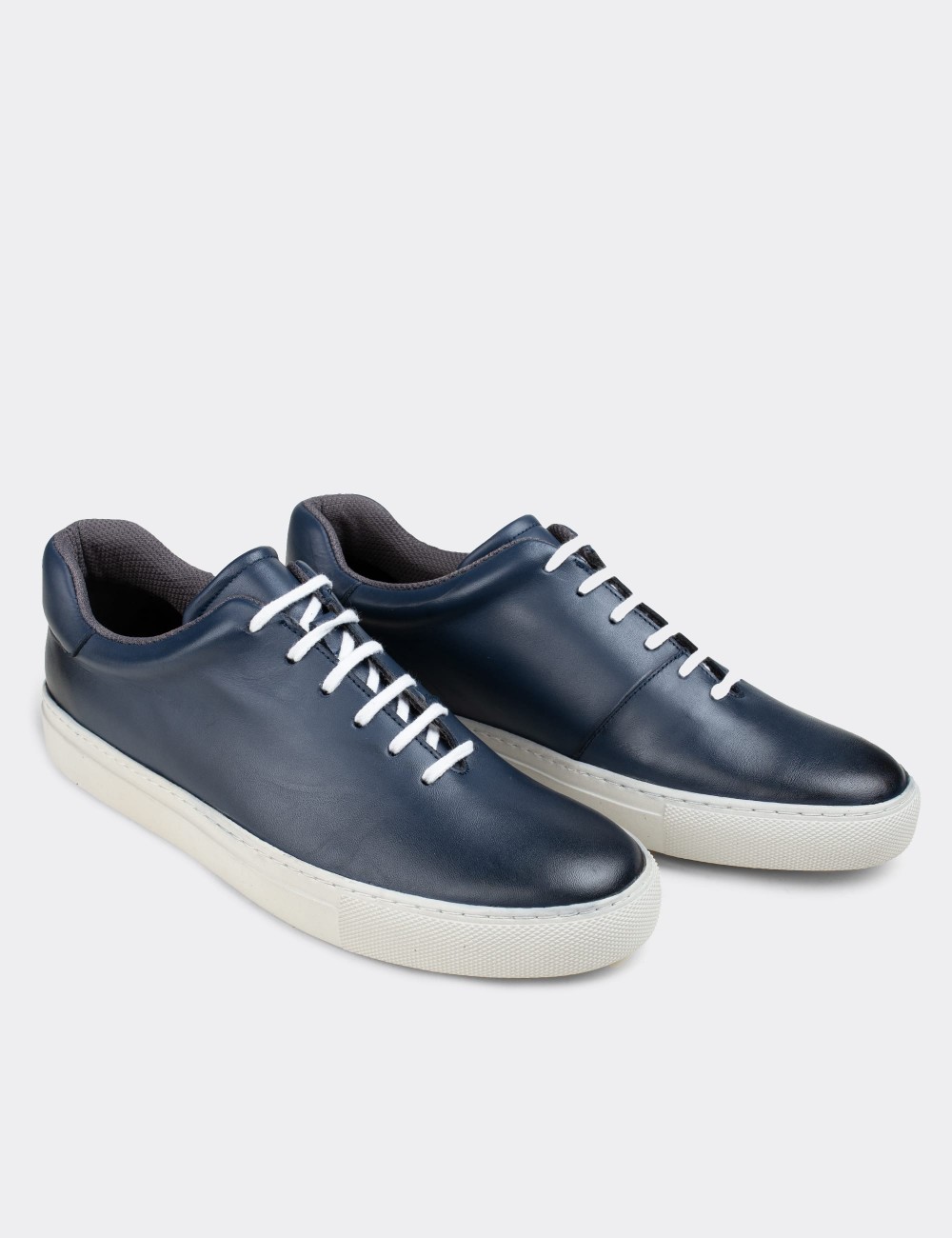 Blue  Leather Sneakers - 01823MMVIC01