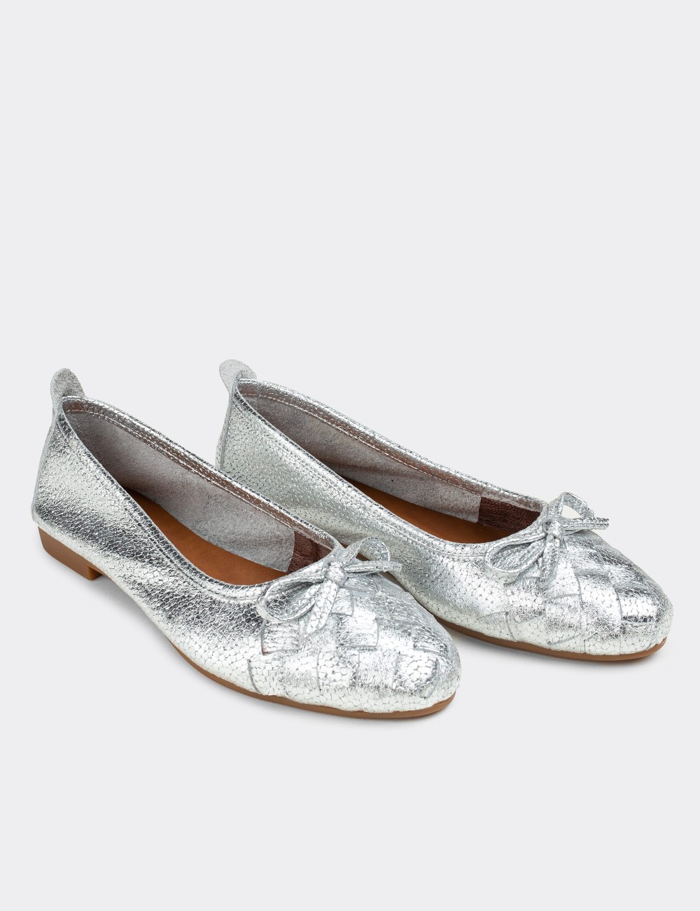 Silver  Leather Loafers - E3205ZGMSC01