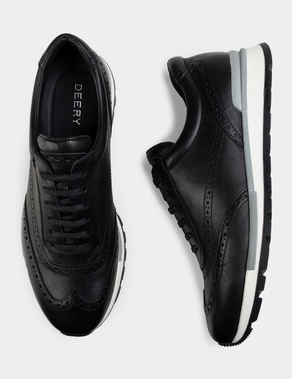 Black  Leather  Sneakers - 00750MSYHT03