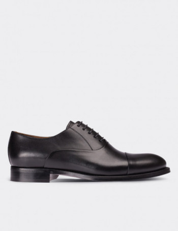 Black Leather Classic Shoes - Deery