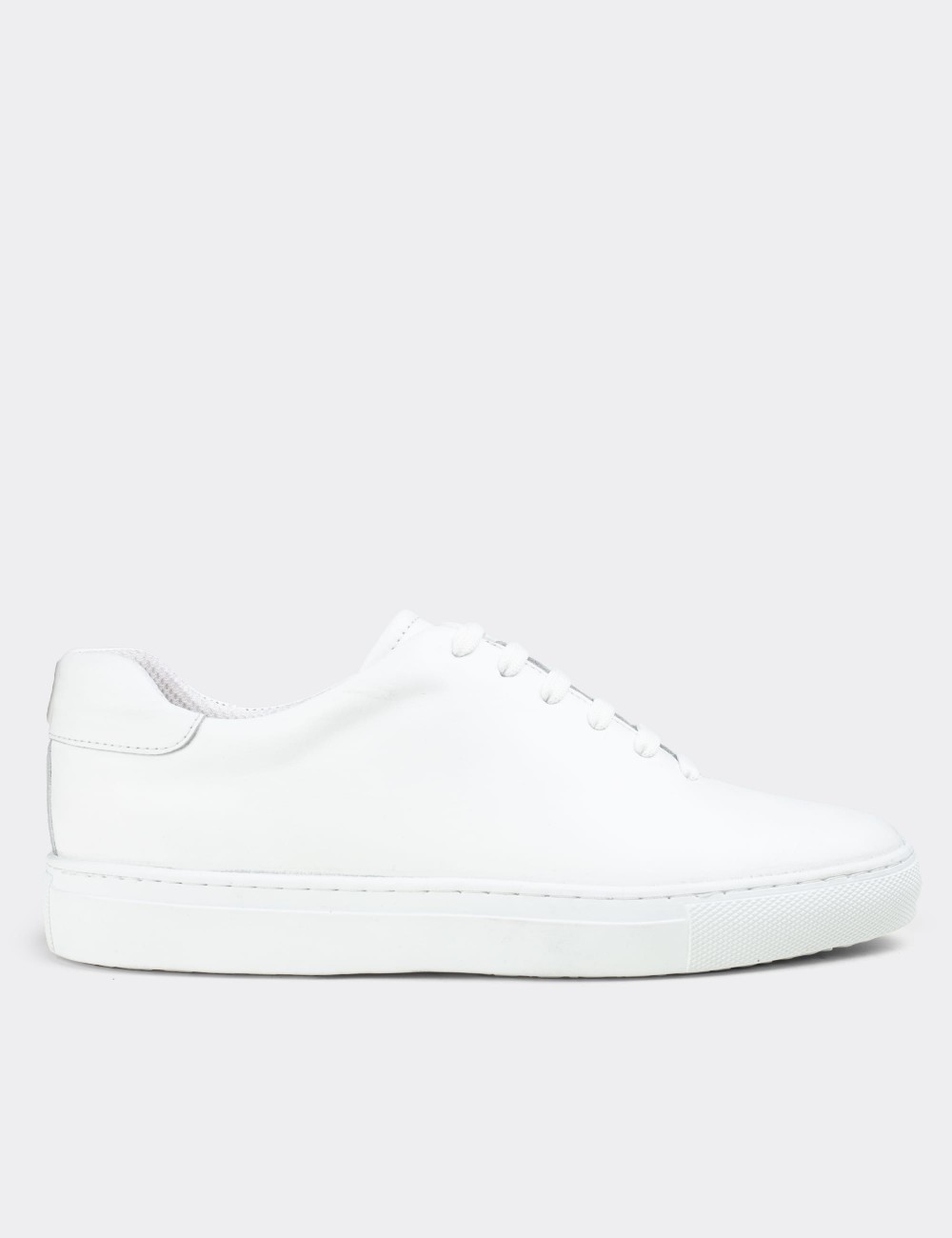 White  Leather Sneakers - 01823MBYZC01