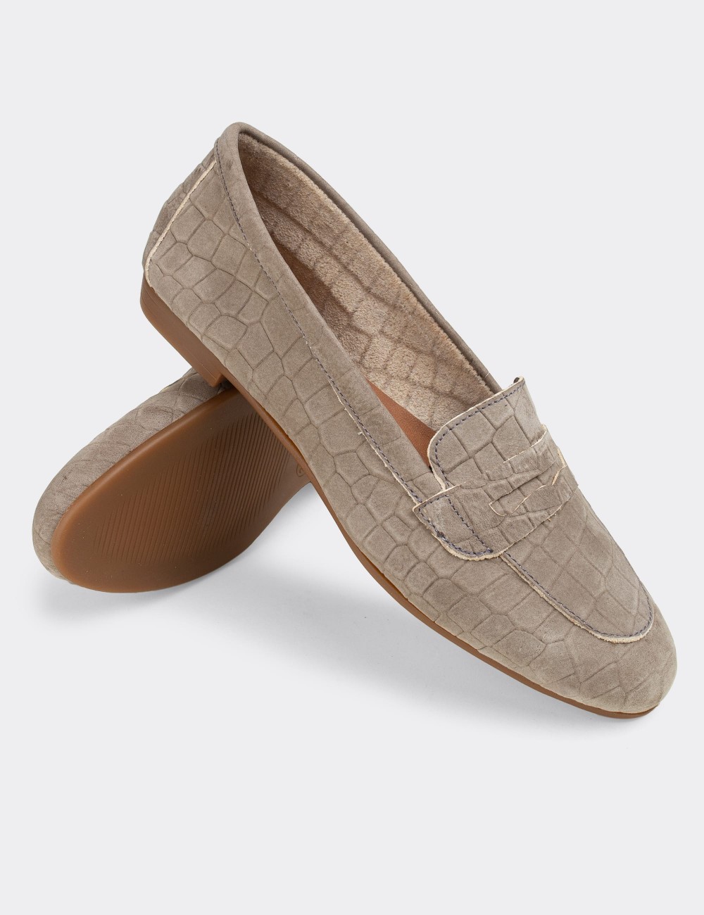 Sandstone Nubuck Leather Loafers  - E3202ZVZNC02