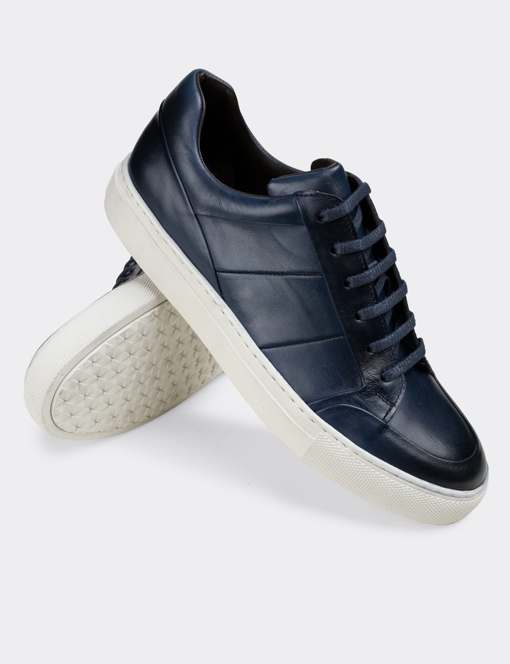 Blue  Leather Sneakers - 01723MMVIC01