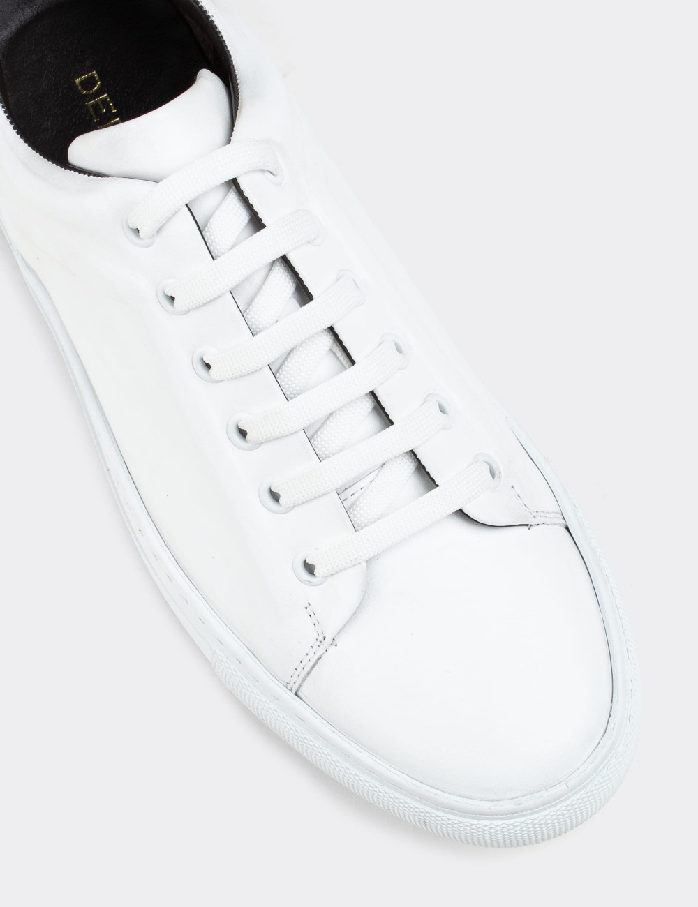 White  Leather Sneakers - 01833MBYZC01