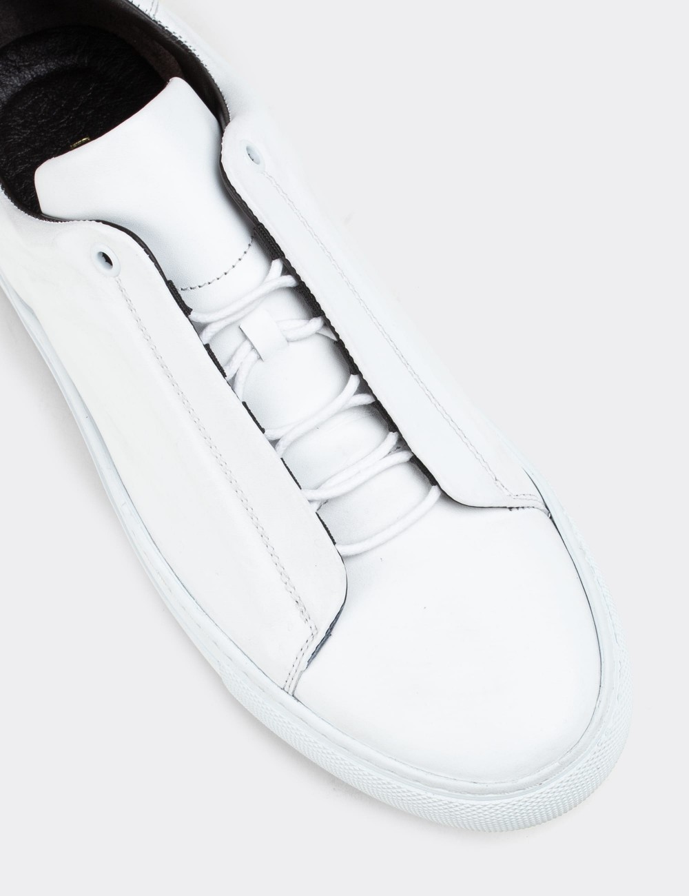 White  Leather Sneakers - 01831MBYZC01