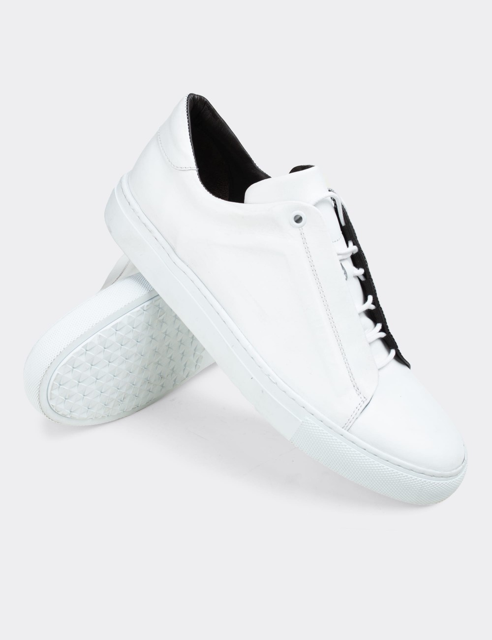 White  Leather Sneakers - 01831MBYZC01