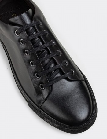 Black  Leather Sneakers - 01833MSYHC02
