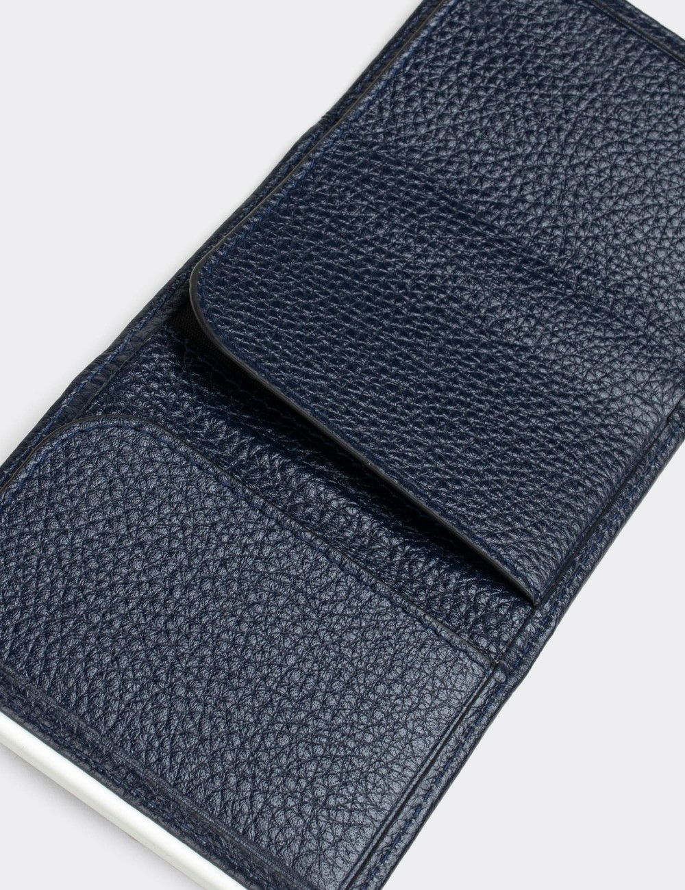  Leather Navy Men's Wallet - 00632MLCVZ01