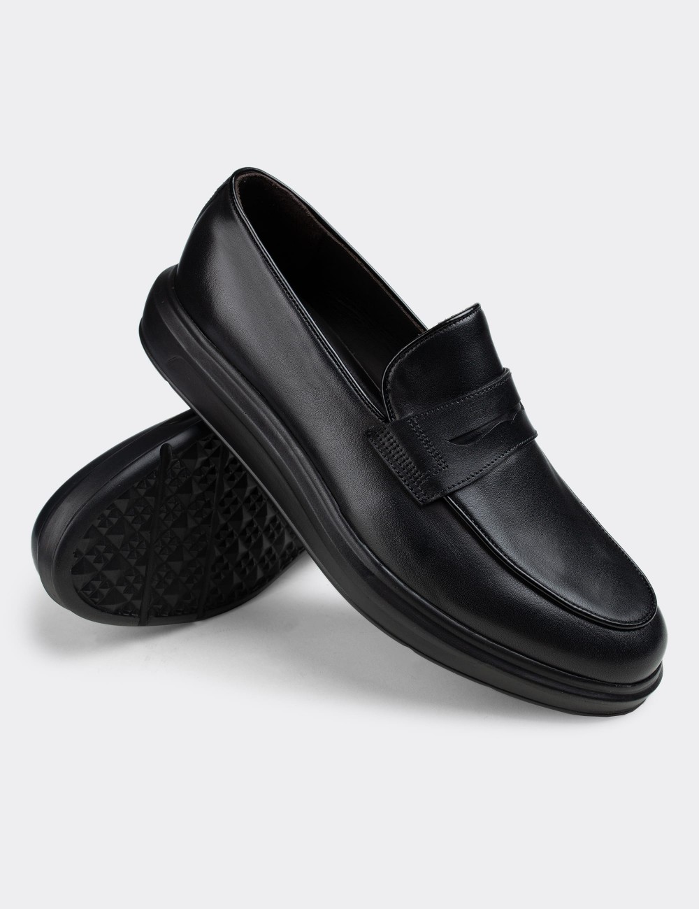 Black  Leather Loafers - 01839MSYHP01