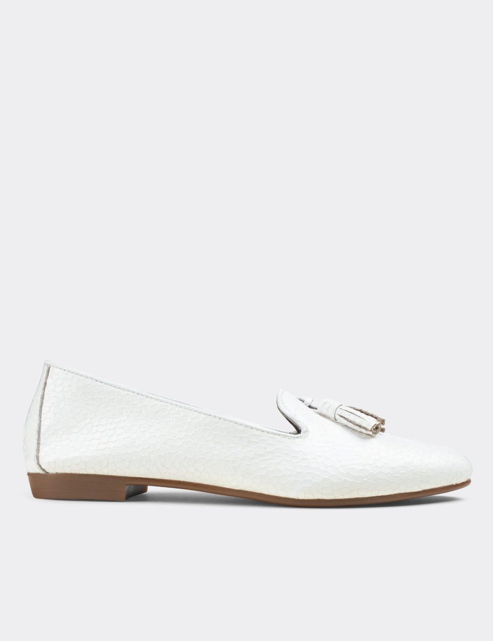 White  Leather Loafers - E3204ZBYZC03