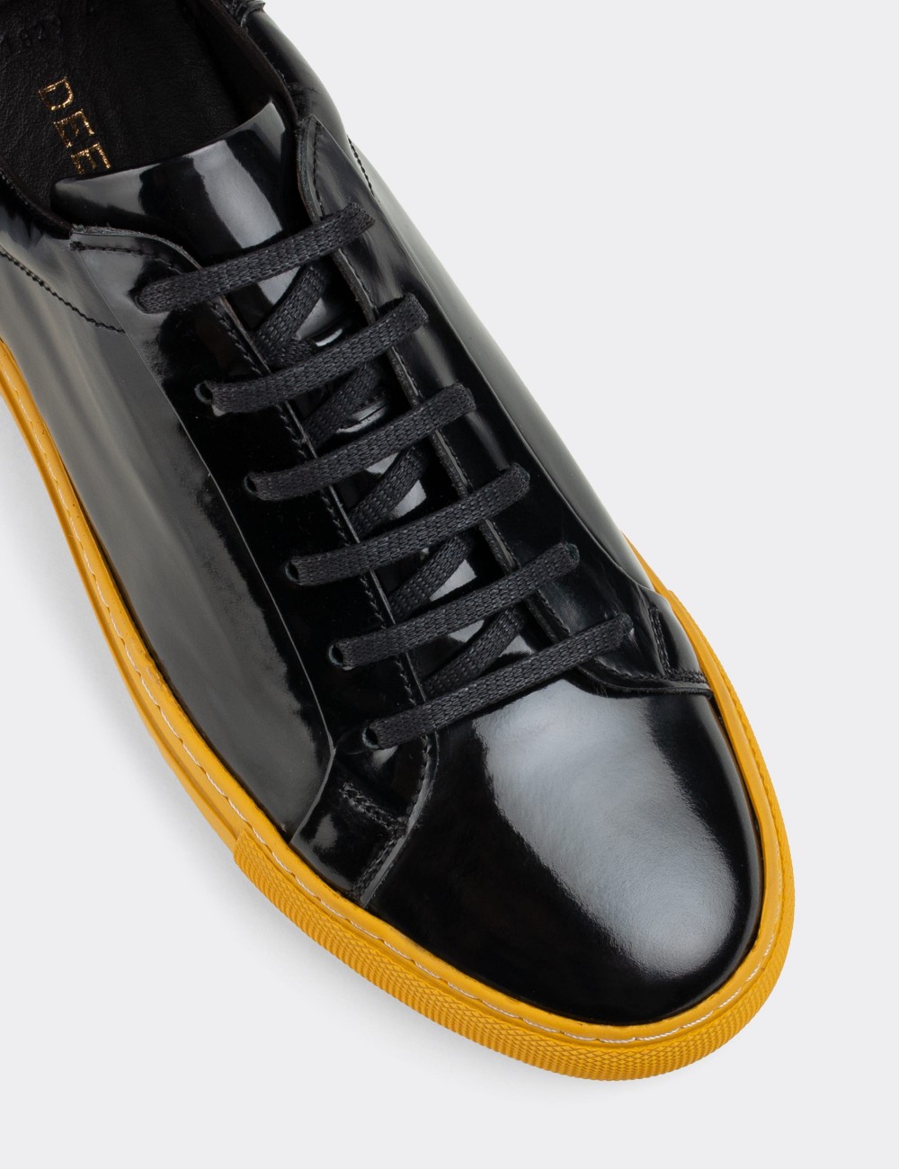 Black  Leather Sneakers - 01829MSYHC03