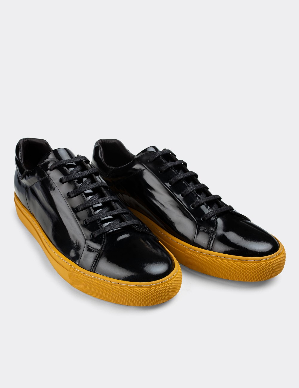 Black  Leather Sneakers - 01829MSYHC03