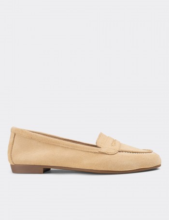 ladies beige suede loafers