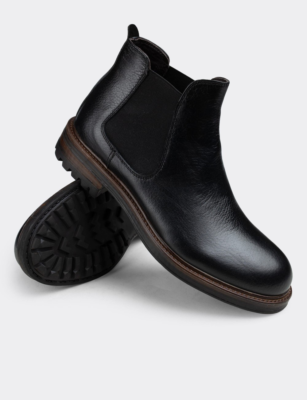 Black  Leather Chelsea Boots - 01620MSYHC21