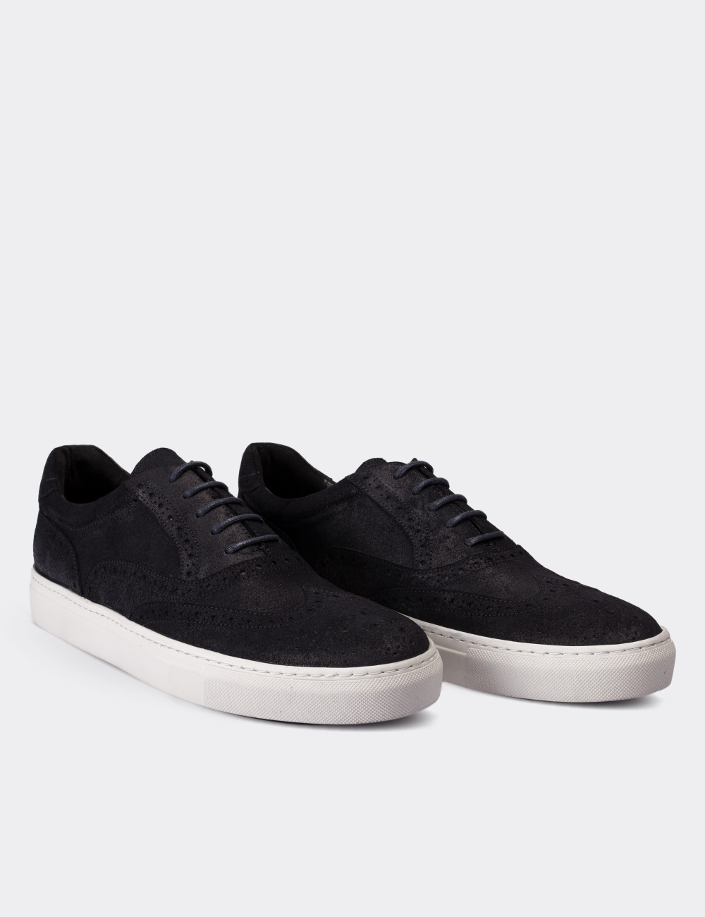 navy nubuck trainers