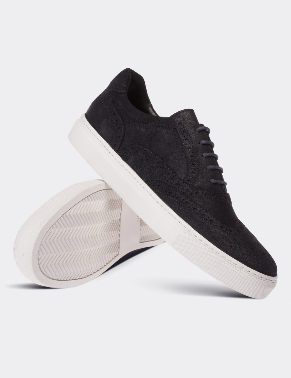 navy nubuck trainers