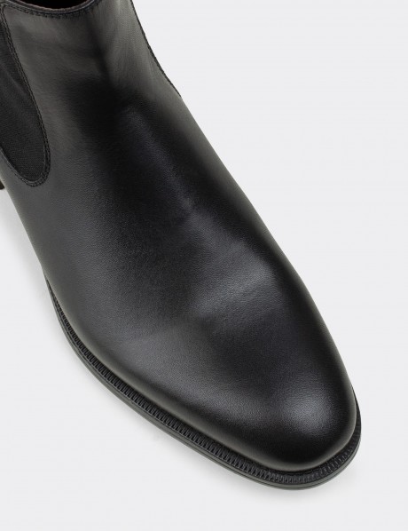 Black Leather Chelsea Boots