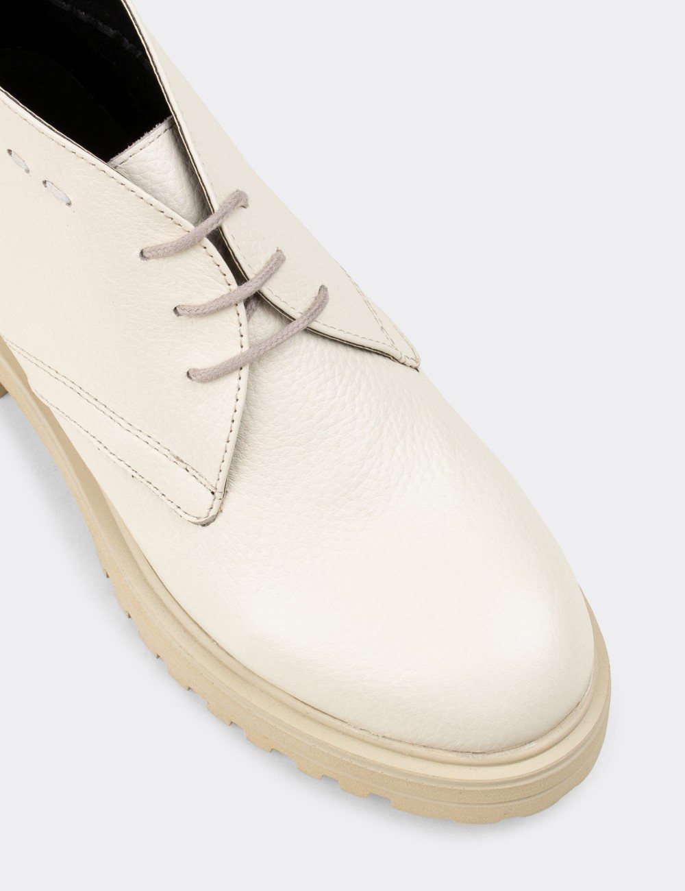 Beige  Leather Desert Boots - 01847ZBEJE01