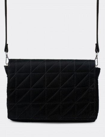 Black Shoulder Bag - V7114ZSYHY01