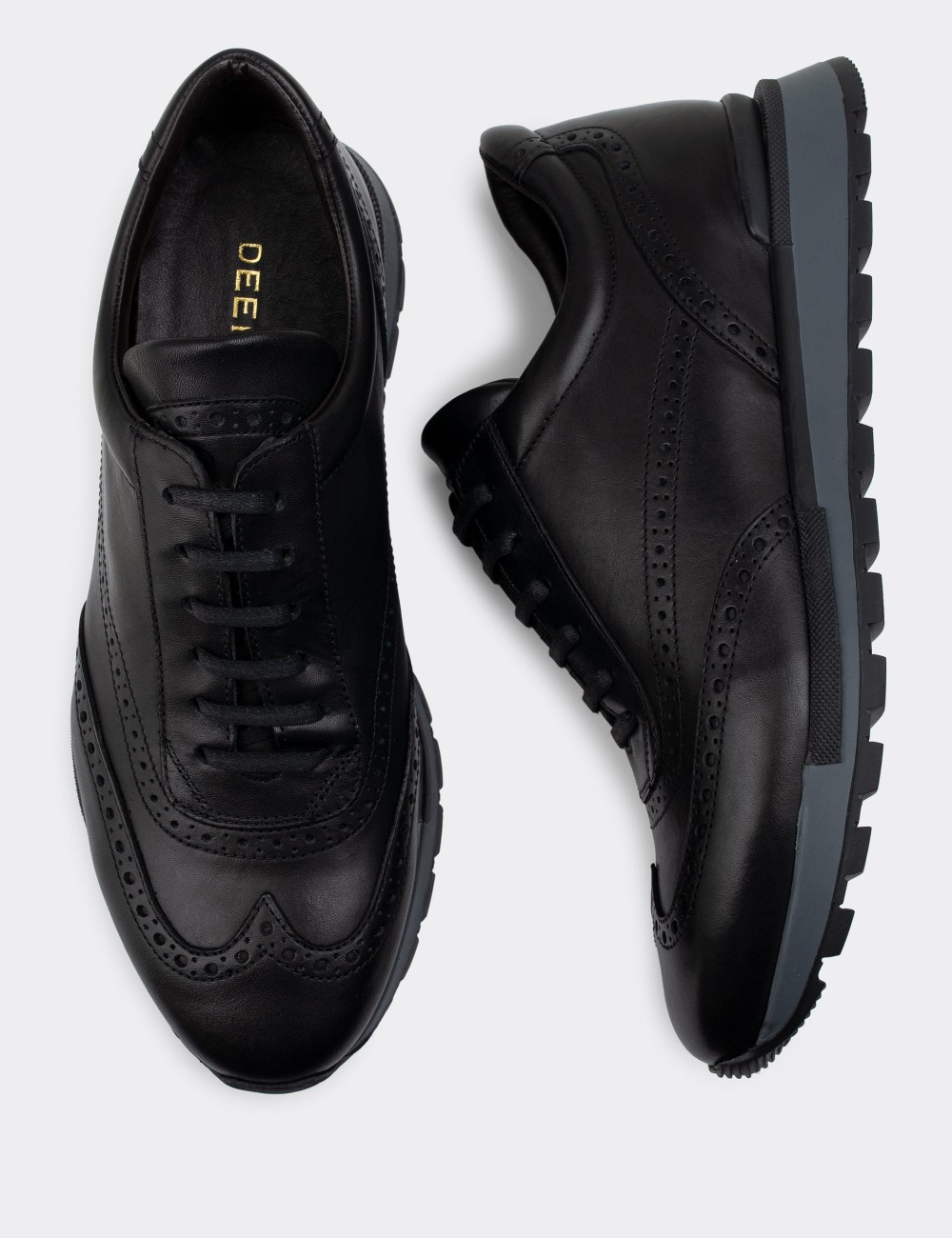 Black  Leather Sneakers - 00750MSYHT04