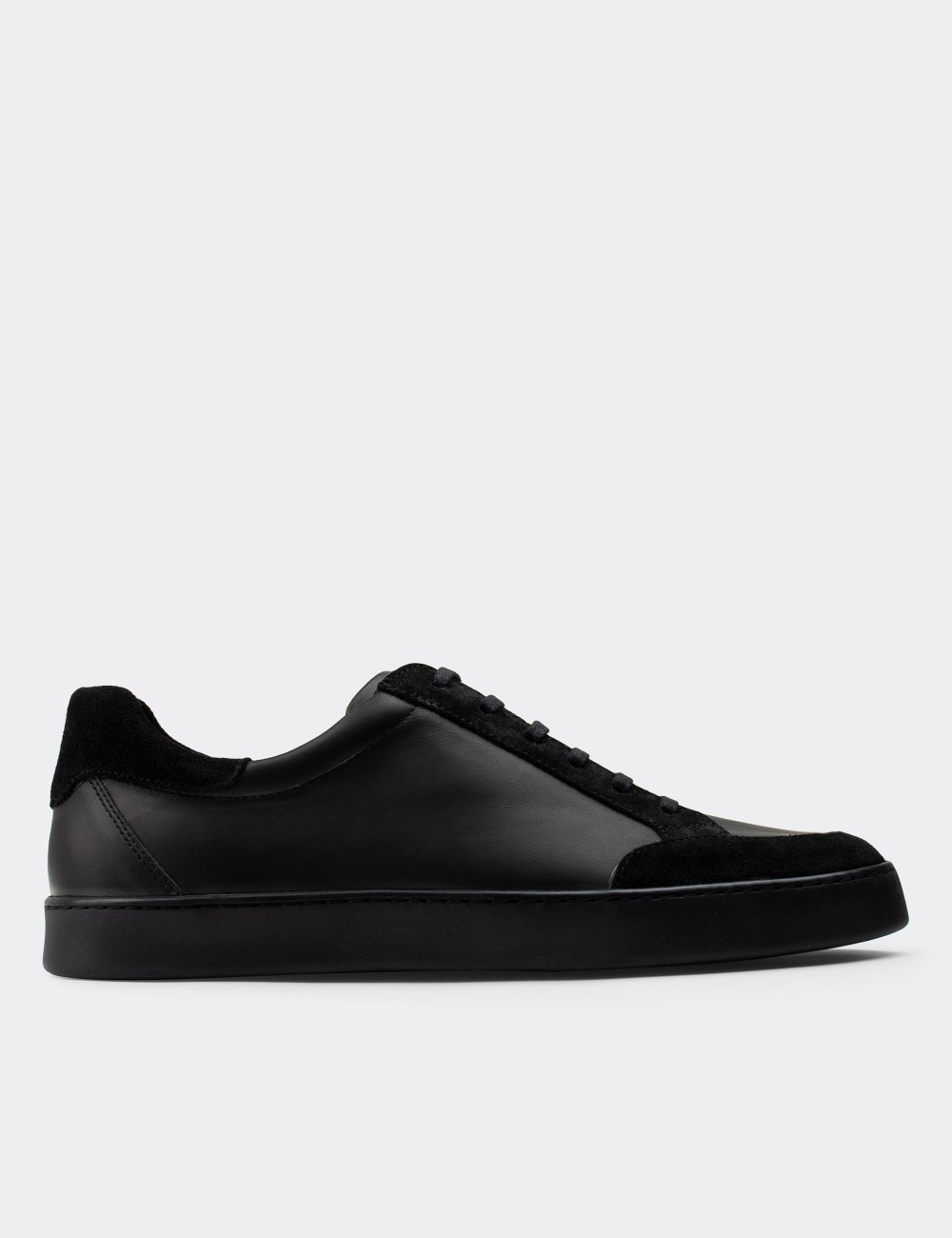 Black  Leather Sneakers - 01862MSYHC01