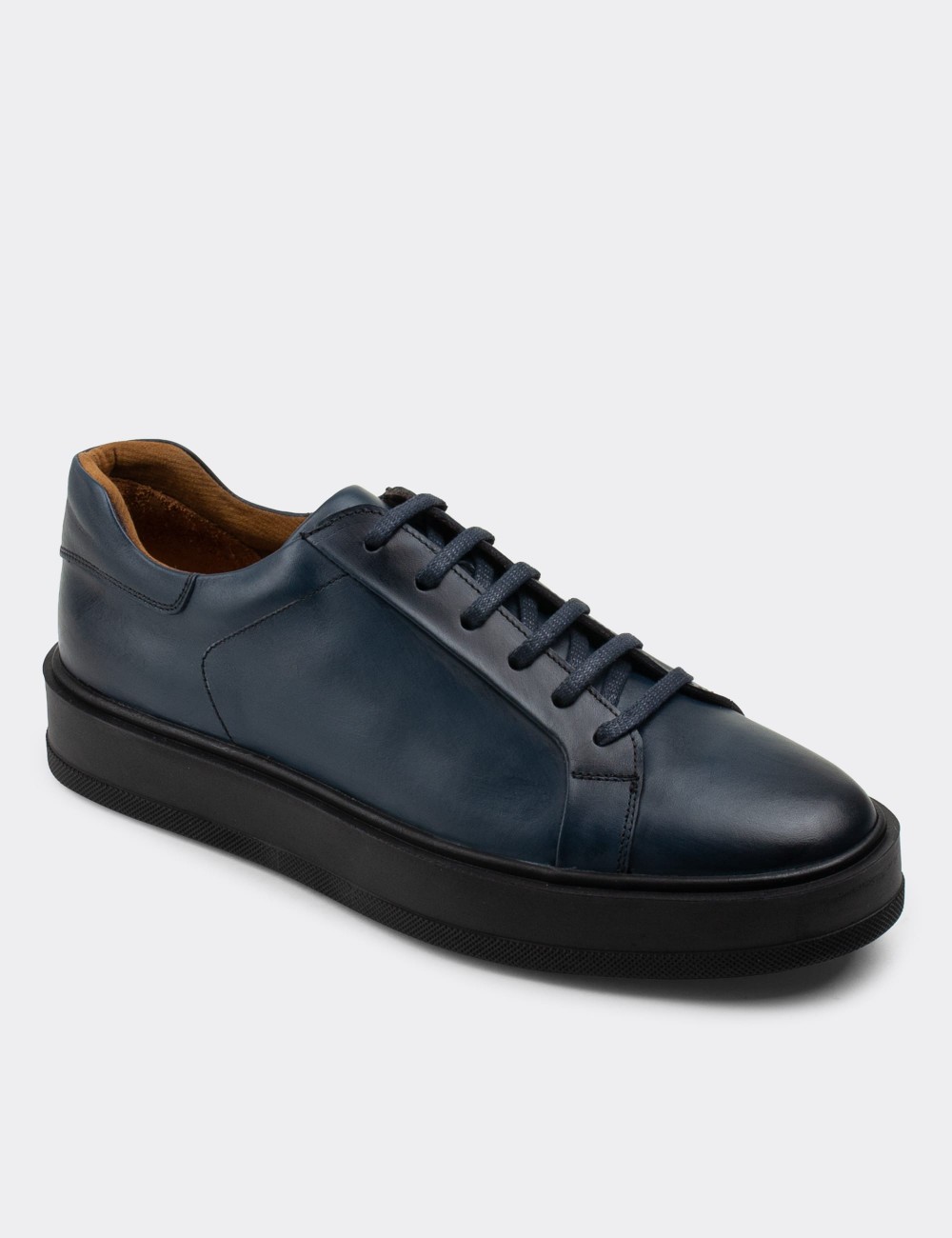 Blue  Leather Sneakers - 01829MMVIP01