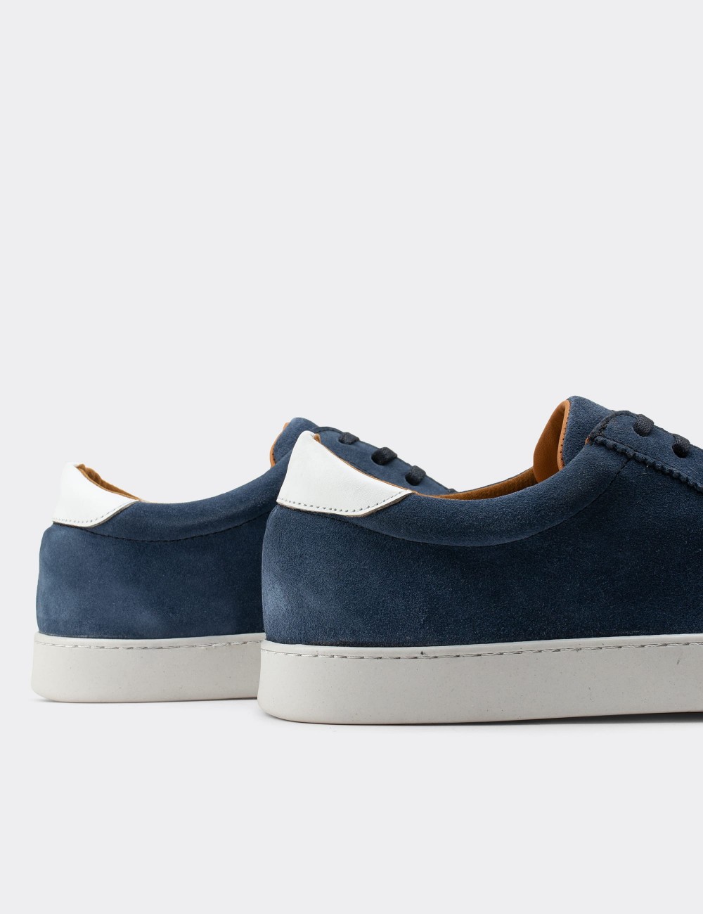 Blue Suede Leather Sneakers - 01885MMVIC01