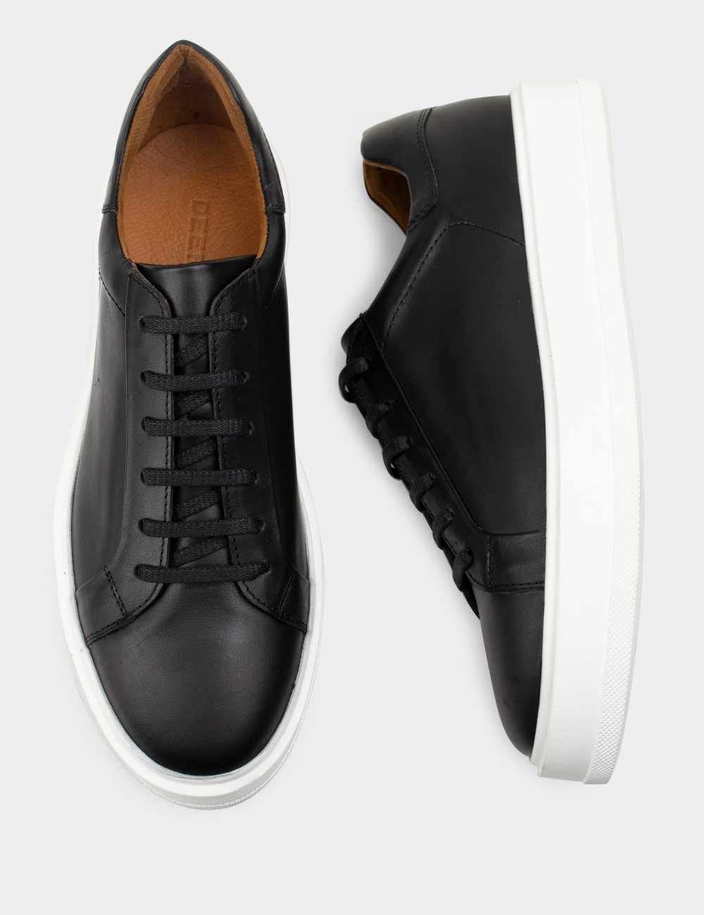 Black  Leather Sneakers - 01829MSYHP01