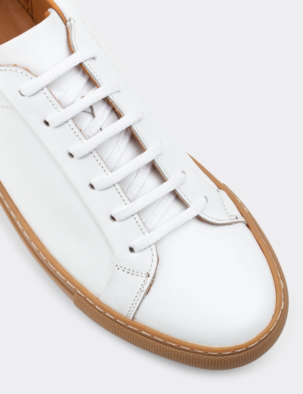 White  Leather Sneakers - 01829MBYZC04