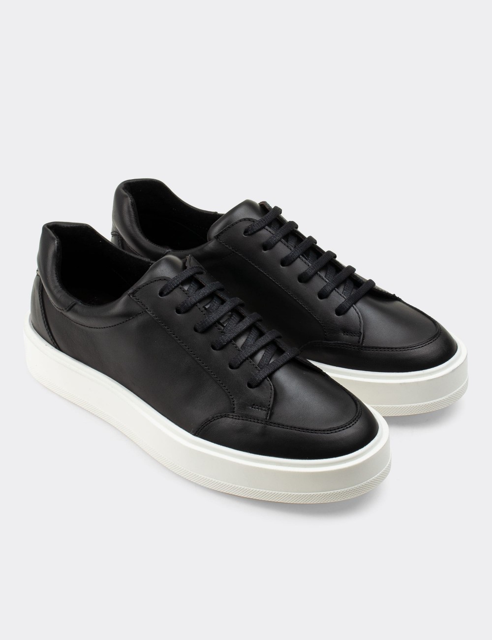 Black  Leather Sneakers - 01882MSYHP01