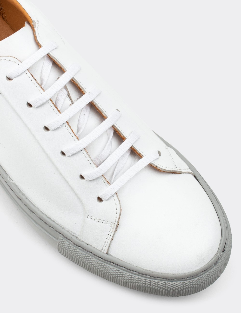 White  Leather Sneakers - 01829MBYZC07