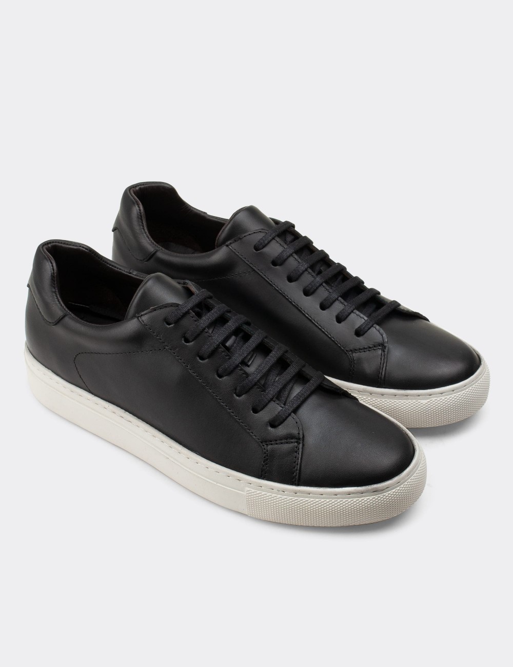 Black  Leather Sneakers - 01681MSYHC07