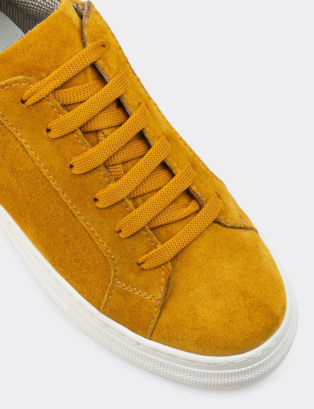 Yellow Suede Leather Sneakers - Z1681ZSRIC02