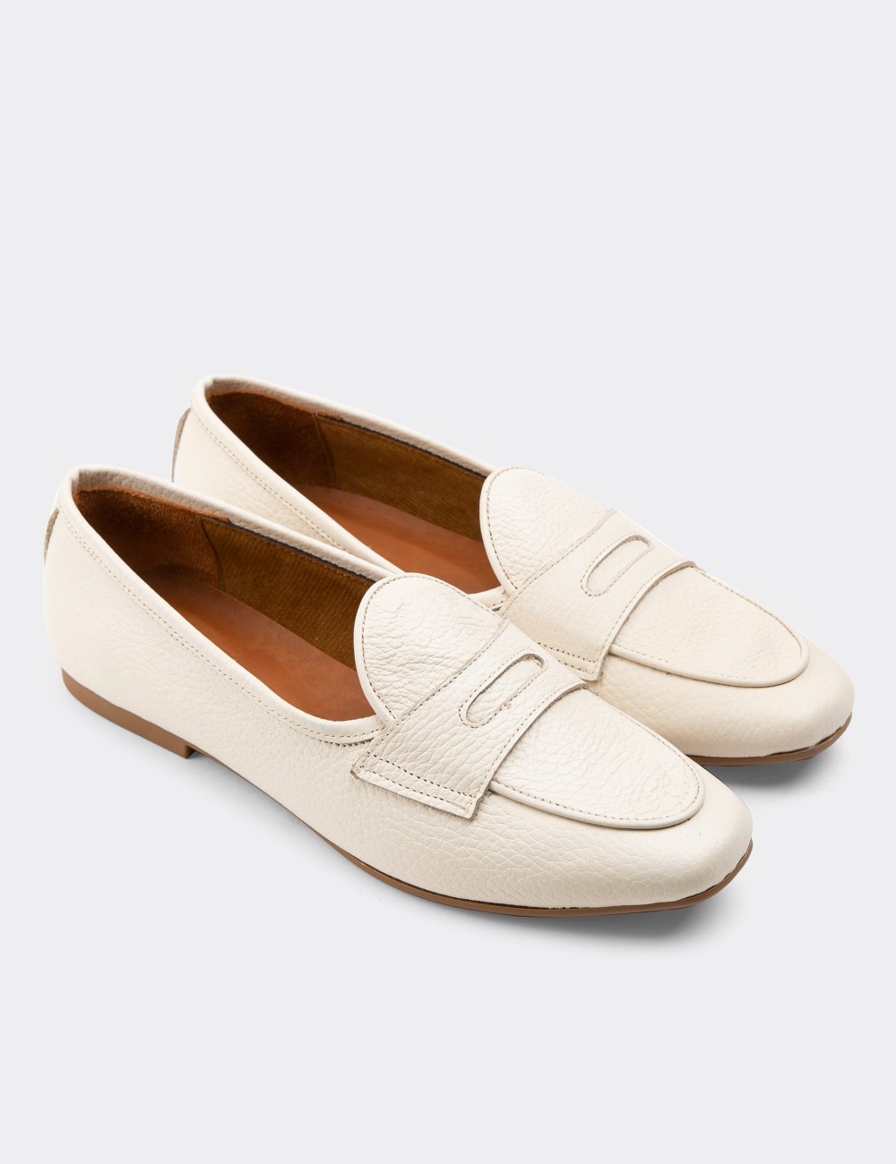 Cream  Leather Loafers - 01910ZKREC01