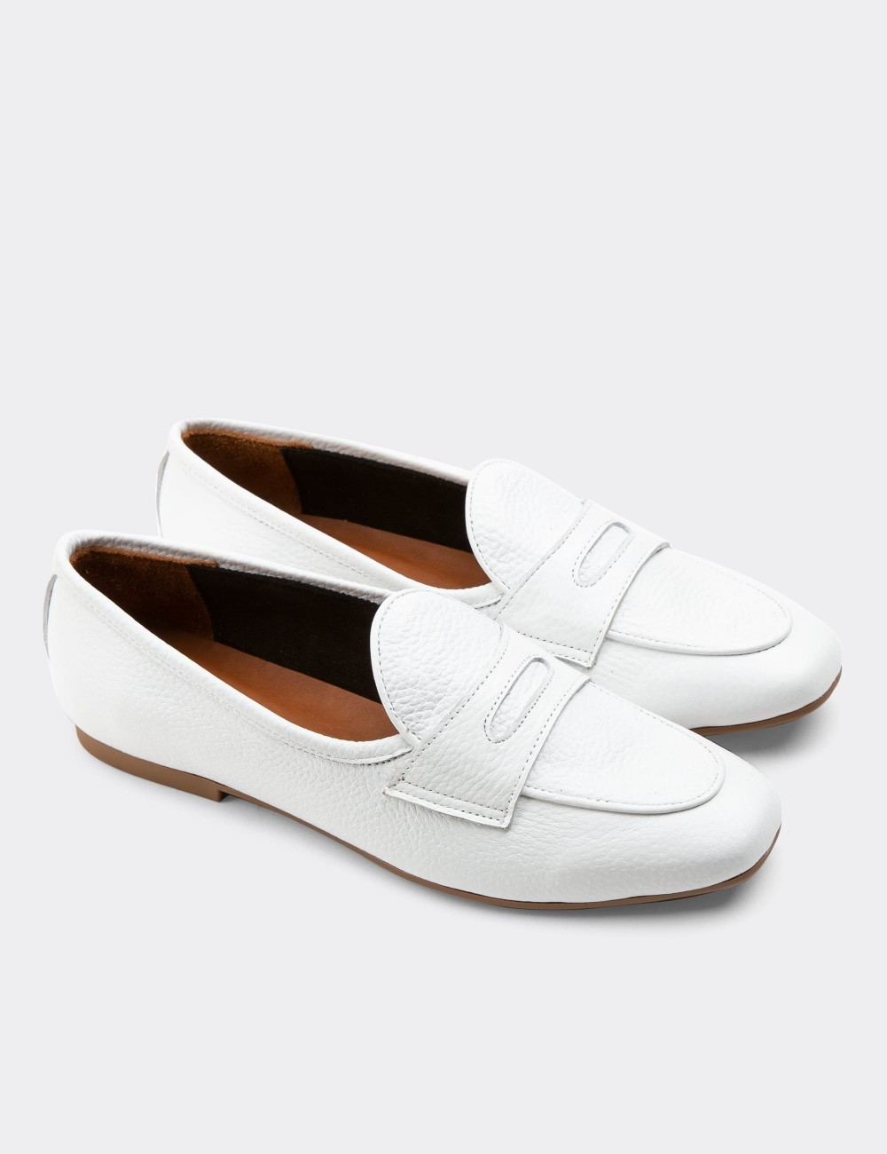 White  Leather Loafers - 01910ZBYZC01
