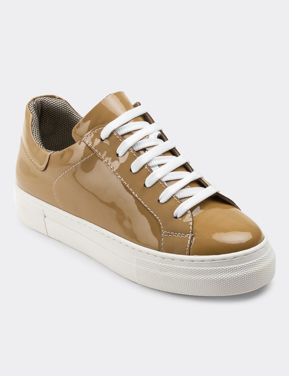 Sandstone Patent Leather Sneakers - Z1681ZVZNC02