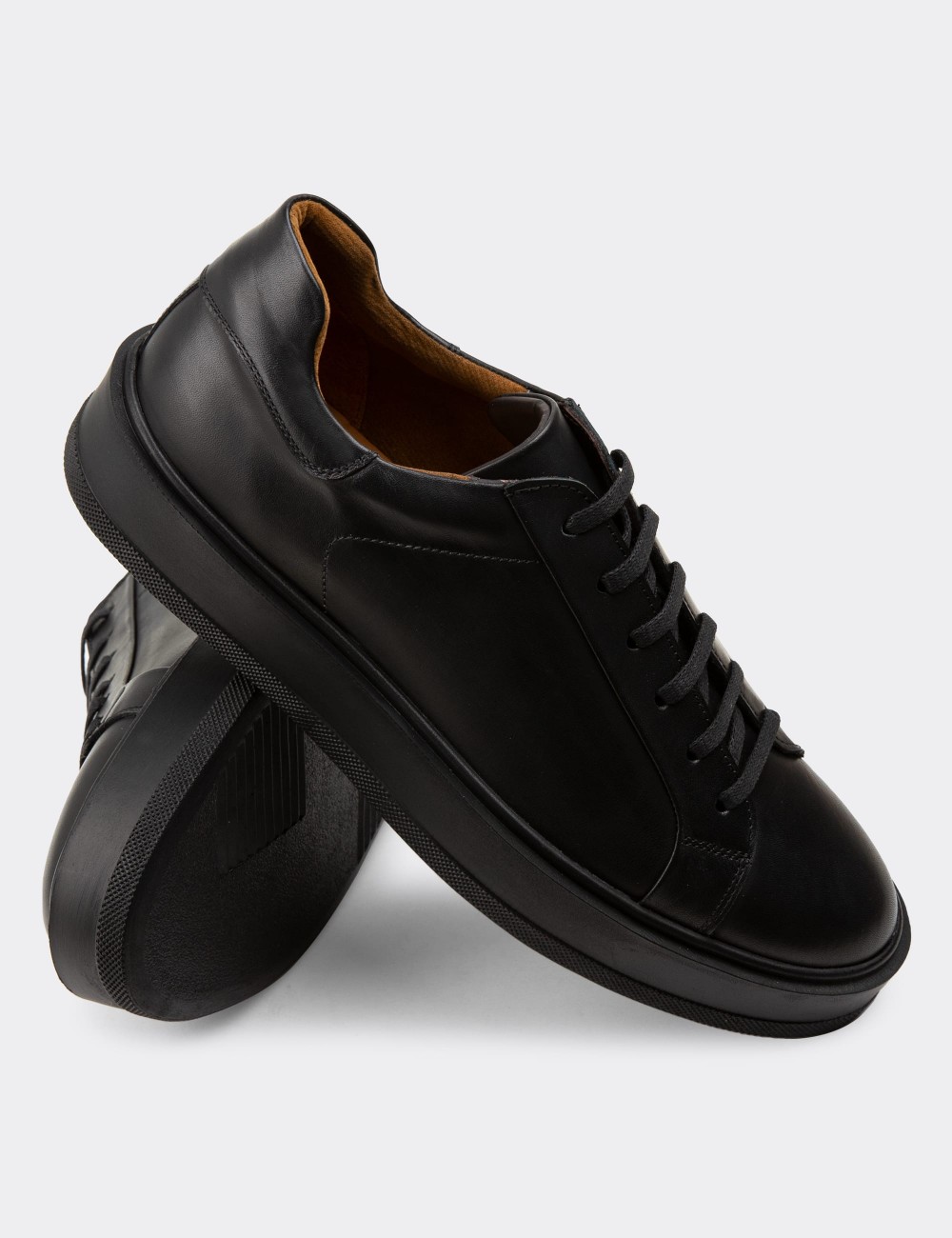 Black  Leather Sneakers - 01829MSYHP02