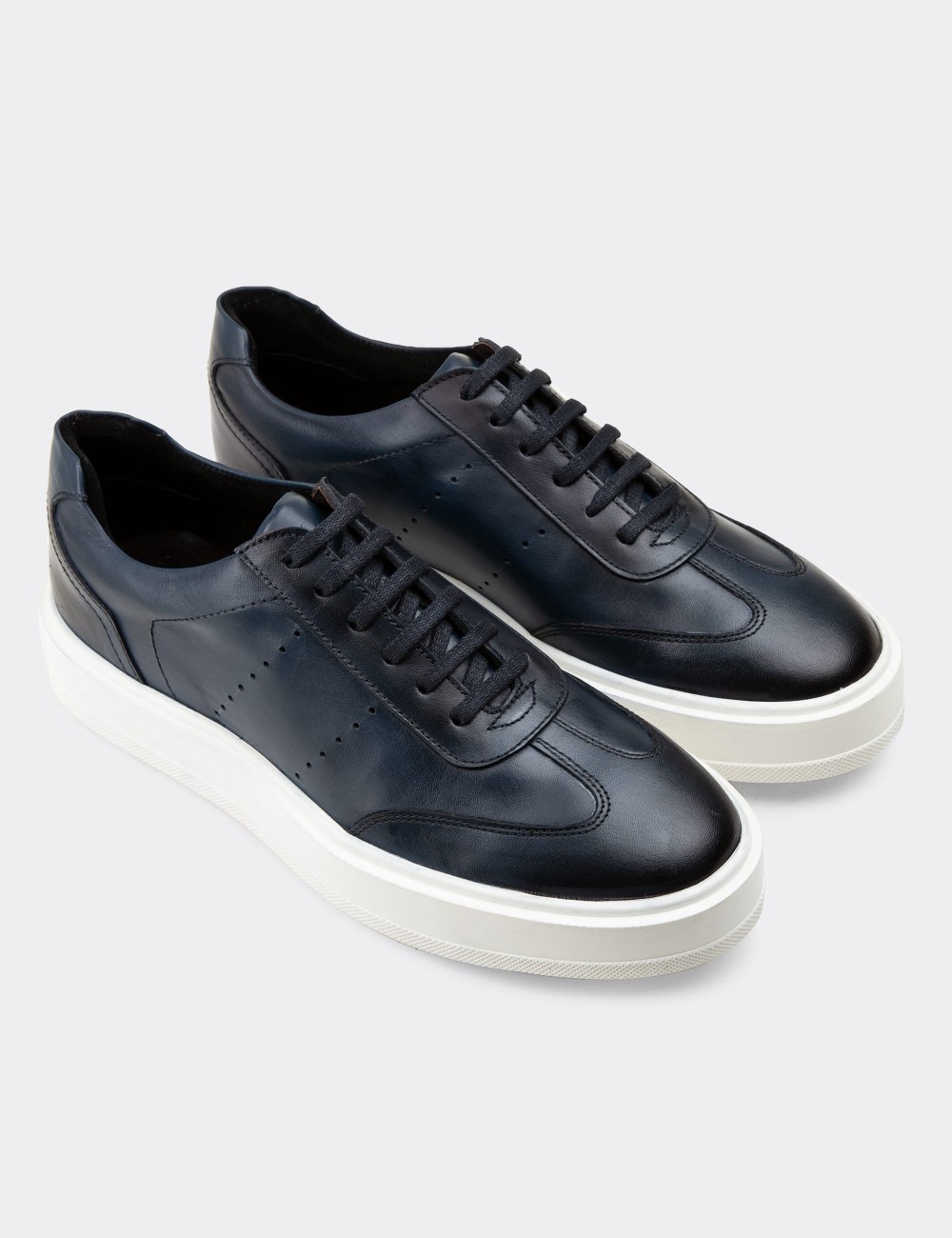 Navy  Leather Sneakers - 01881MLCVP01
